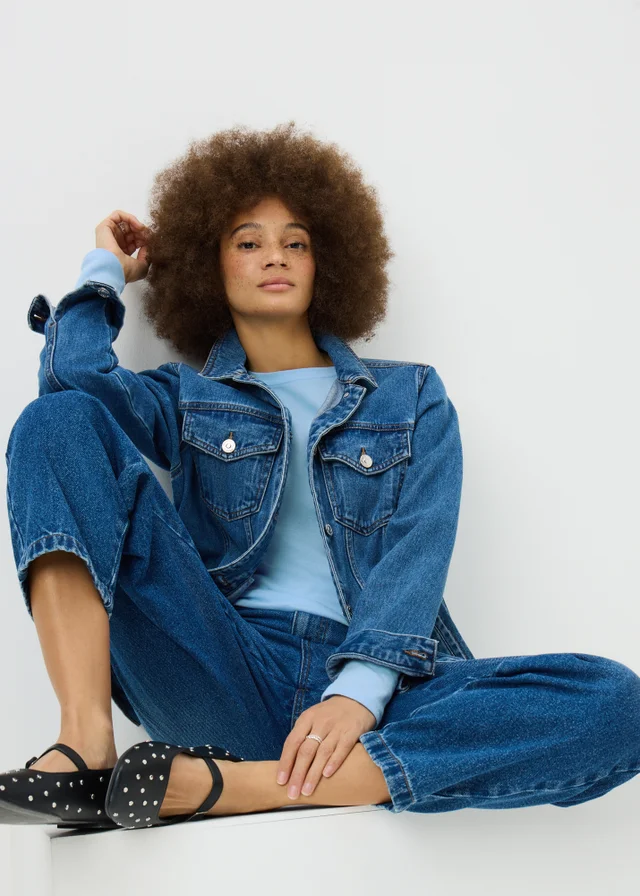 Light Blue Fitted Long Sleeve T-Shirt