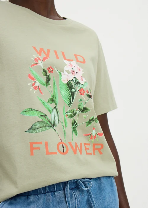 Green Wild Flower Graphic T-Shirt - Small Image 3
