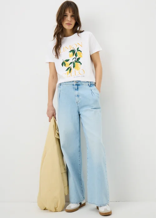 White Lemon Graphic T-Shirt - Medium Image 2