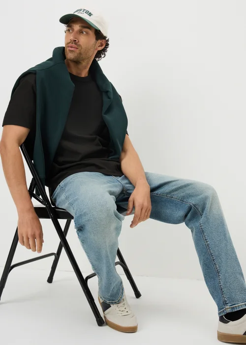 Black Plain Heavy Weight T-Shirt - Extra Large Image 1