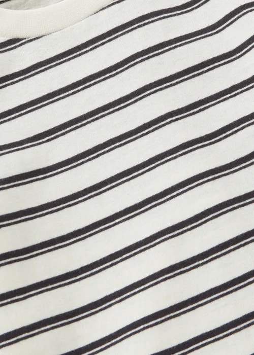 3 Pack Boys Grey Stripe Tops (1-7yrs) - 1 to 1 half years Image 2