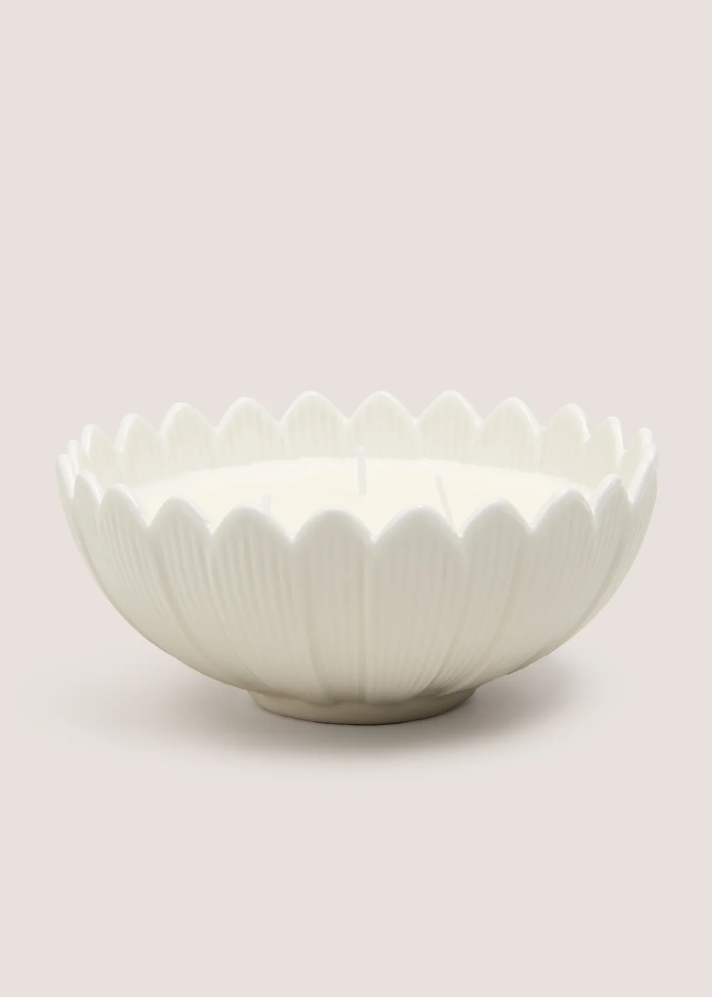 Daisy Shape Candle Image 1