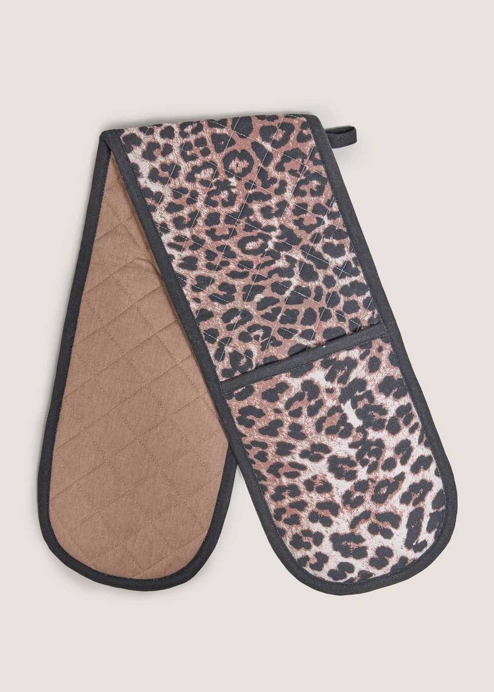 Brown Leopard Oven Gloves Image 1