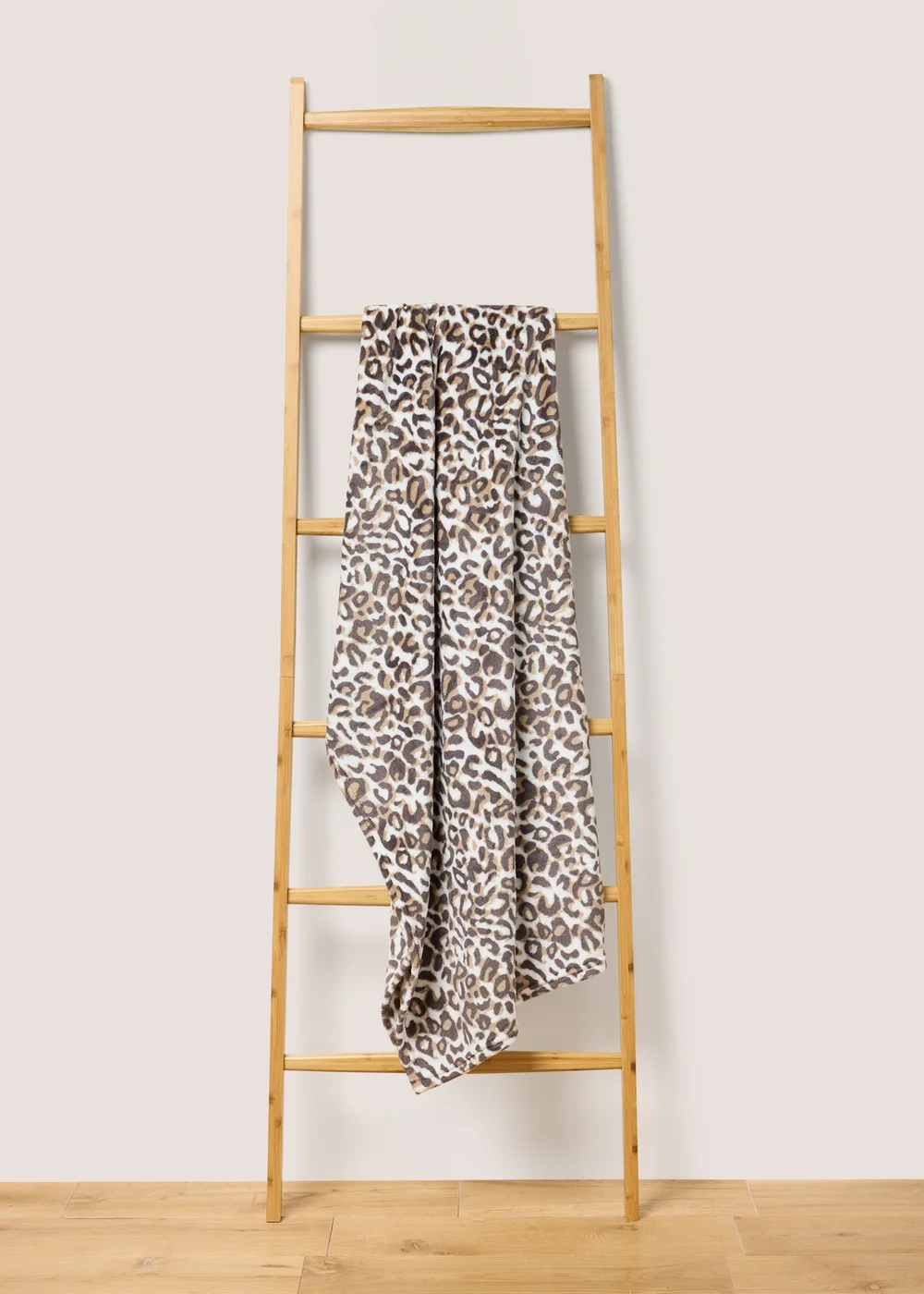 Leopard Throw Image 1