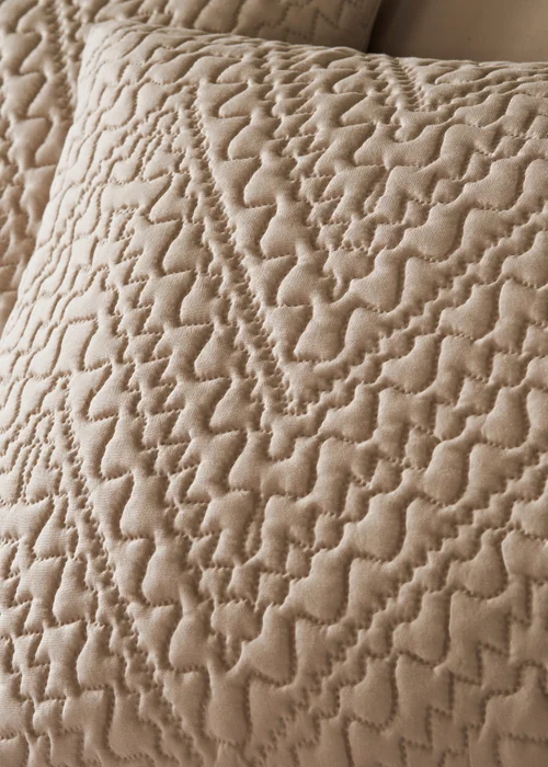 Natural Zigzag Quilted Duvet Set - Double Image 2