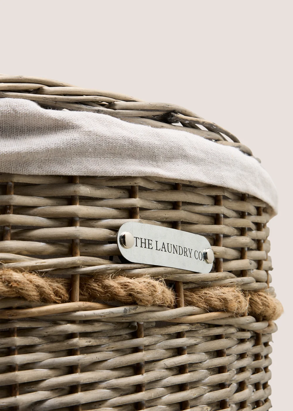 Laundry Rope Corner Laundry Basket Image 2