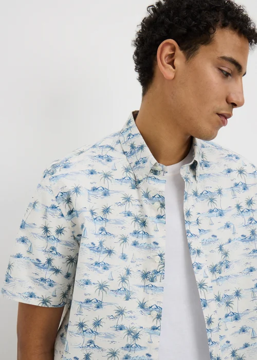 Ecru Island Print Short Sleeve Shirt - Small Image 3