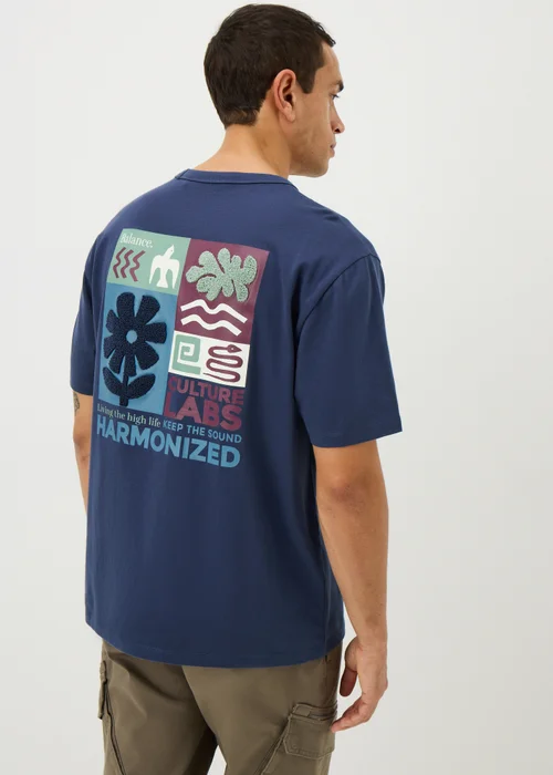 Navy Back Graphic T-Shirt - Small Image 3