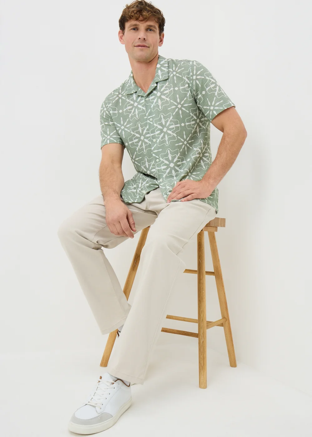 Sage Crinkle Geometric Tile Printed Shirt - Small Image 1