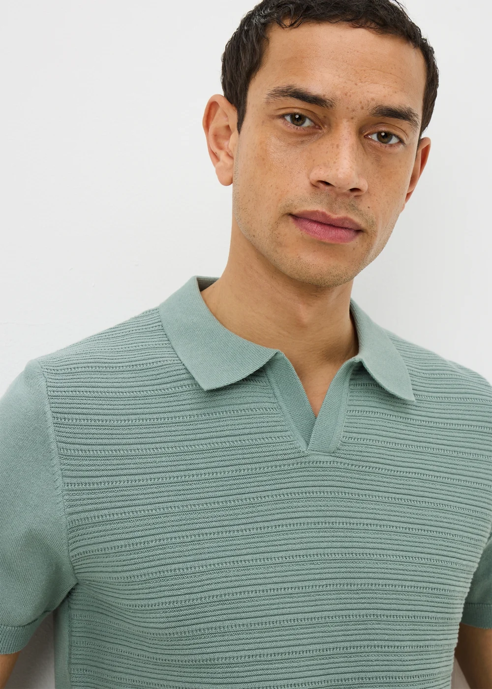 Sage Textured Open Collar Polo Shirt - Small Image 2