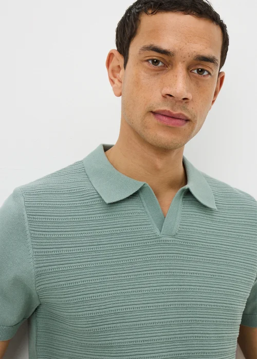 Sage Textured Open Collar Polo Shirt - Small Image 2