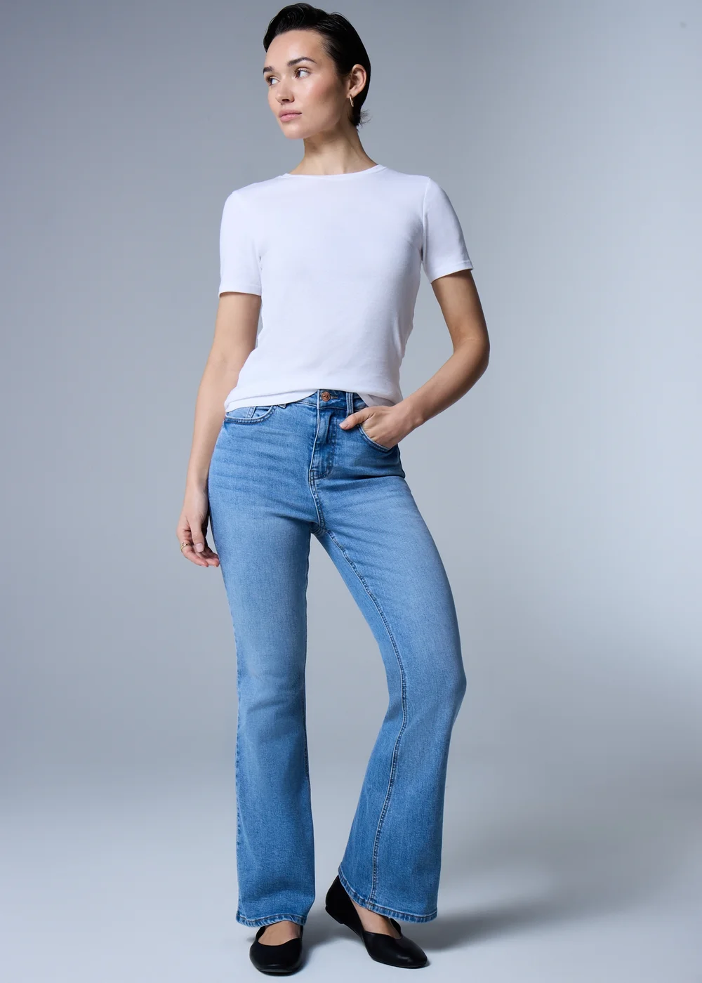 Blue Mid Wash Bootcut Jeans - Size 08 29 leg Image 1