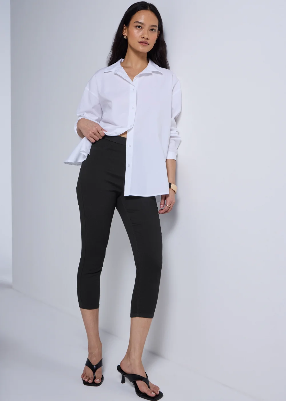 Black Cropped Jeggings - Size 8 Image 1