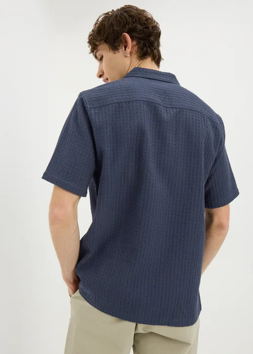 Navy Textured Short Sleeve Shirt - Small Image 3