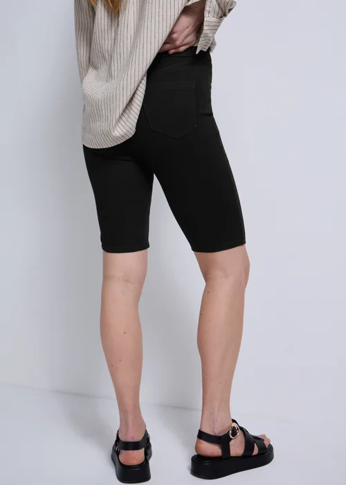 Rosie Black Stretch Knee Length Denim Shorts - 8 Image 3