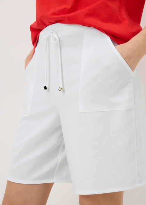 White Clipper Shorts - Size 8 Image 2