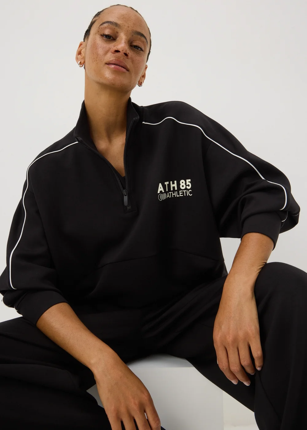 Souluxe Black Piped Funnel Neck Co Ord Sweatshirt - L Image 1