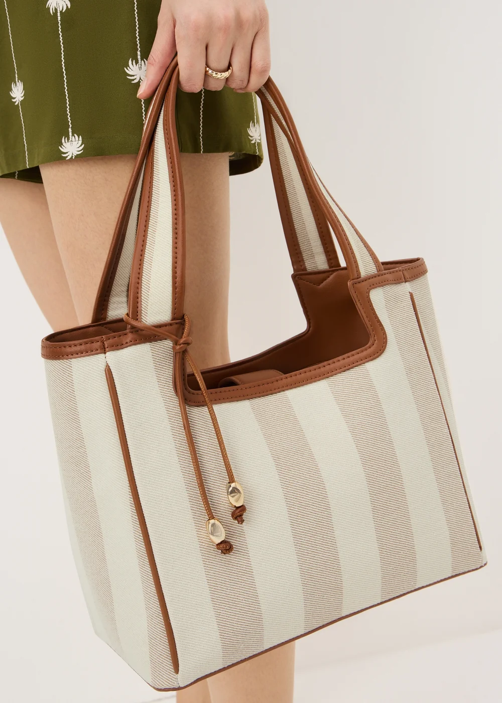 Natural Stripe Boxy Tote Bag - One Size Image 1