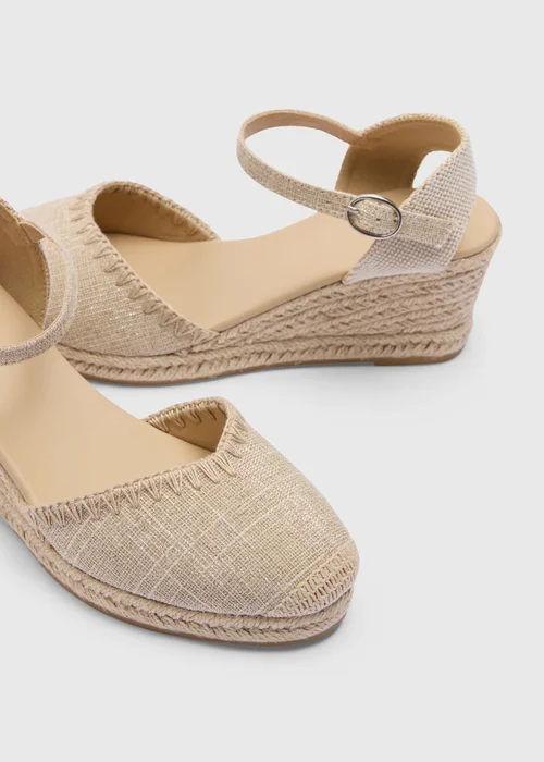 Beige Linen Closed Toe Espadrille Wedges - Size 3 Image 2