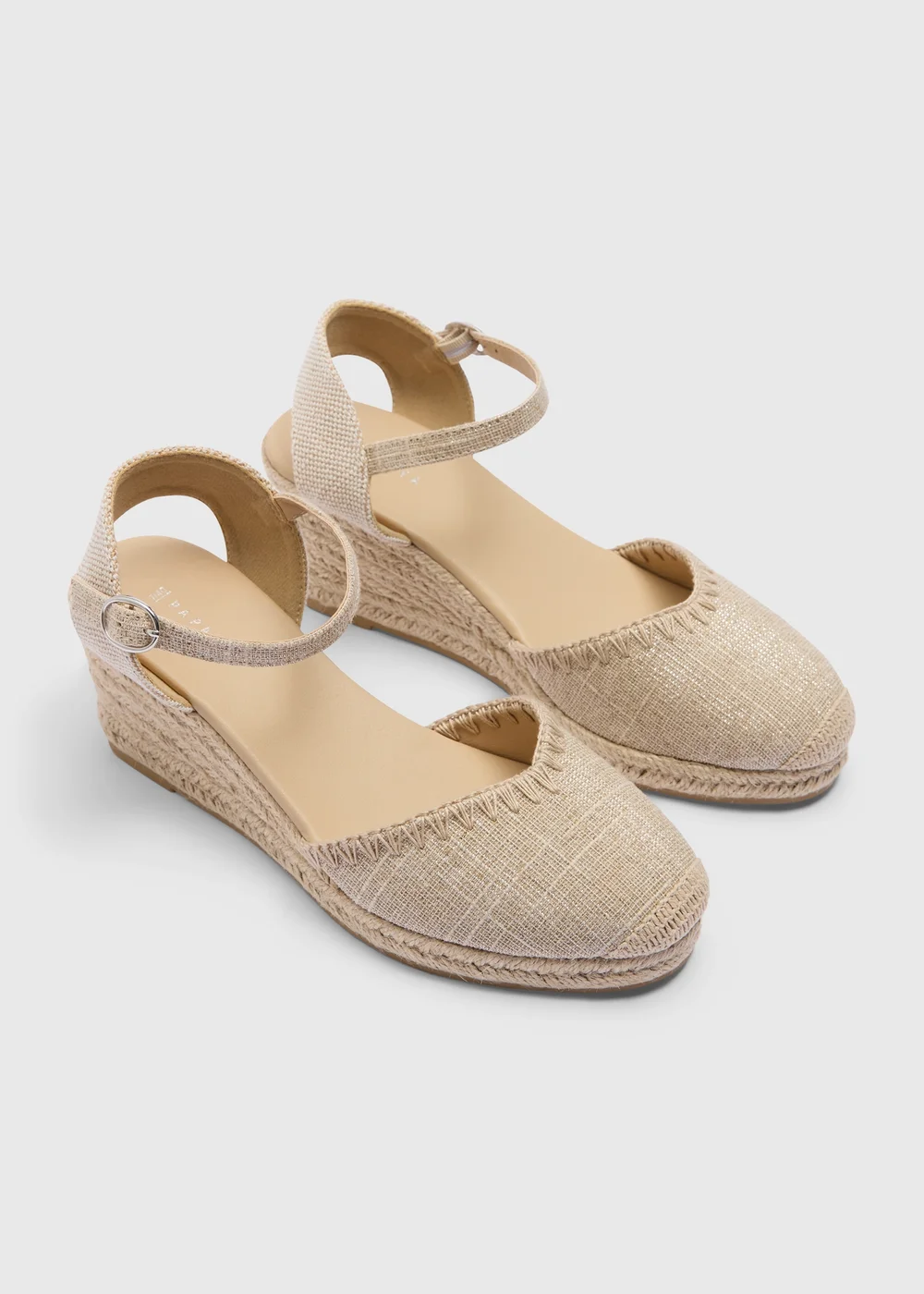 Beige Linen Closed Toe Espadrille Wedges - Size 3 Image 1
