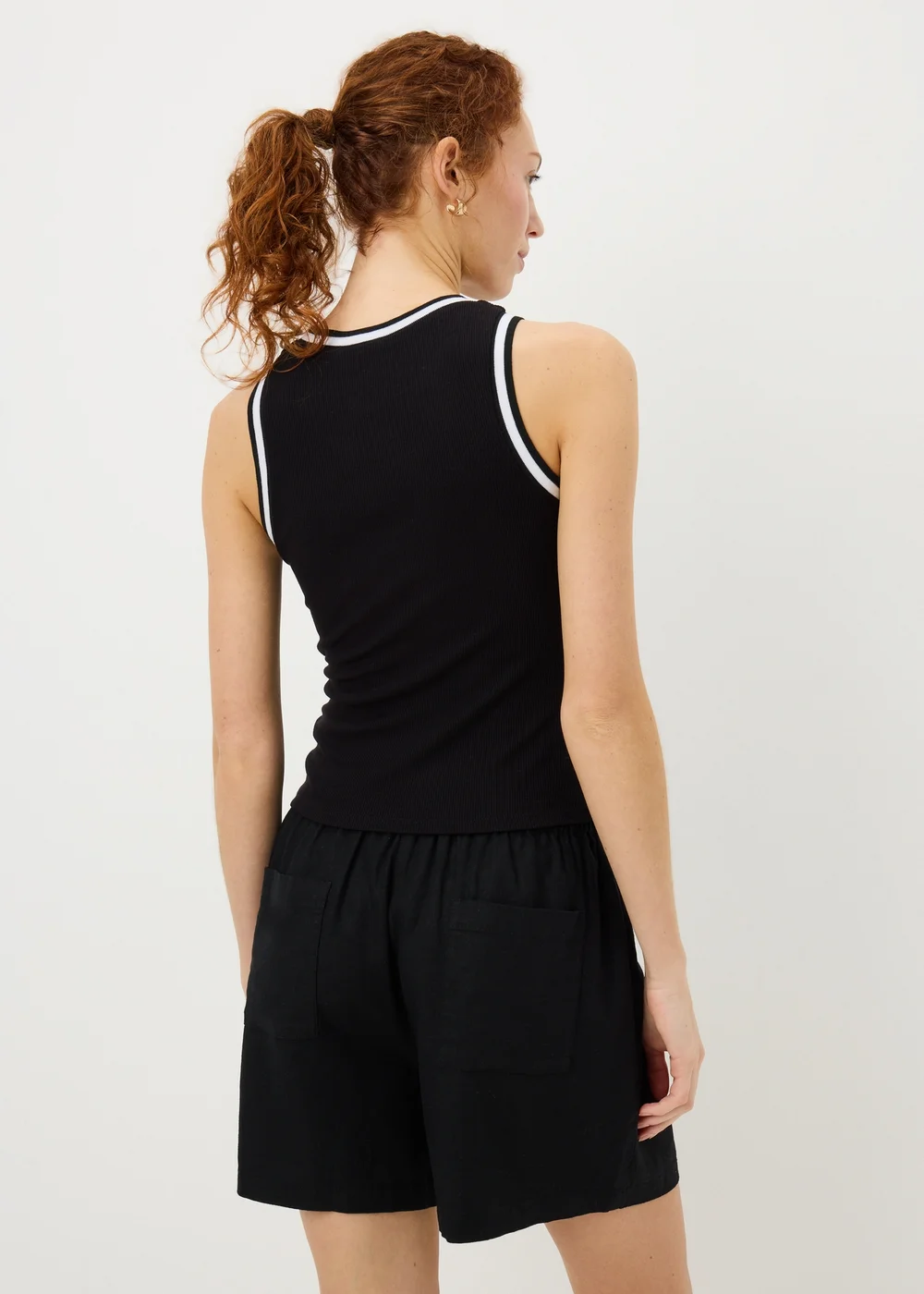 Black Linen Blend Shorts - 14 Image 3