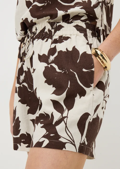 Chocolate Brown Floral Linen Co Ord Shorts - Size 8 Image 2