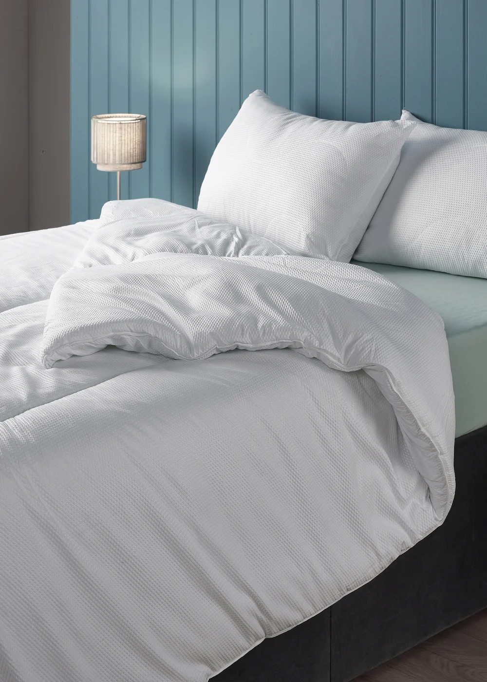 Downland Waffle White 10.5 Tog Duvet - Single Image 1