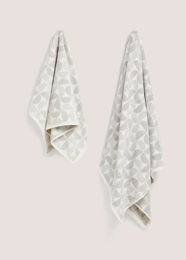 Grey Curve Design Towel