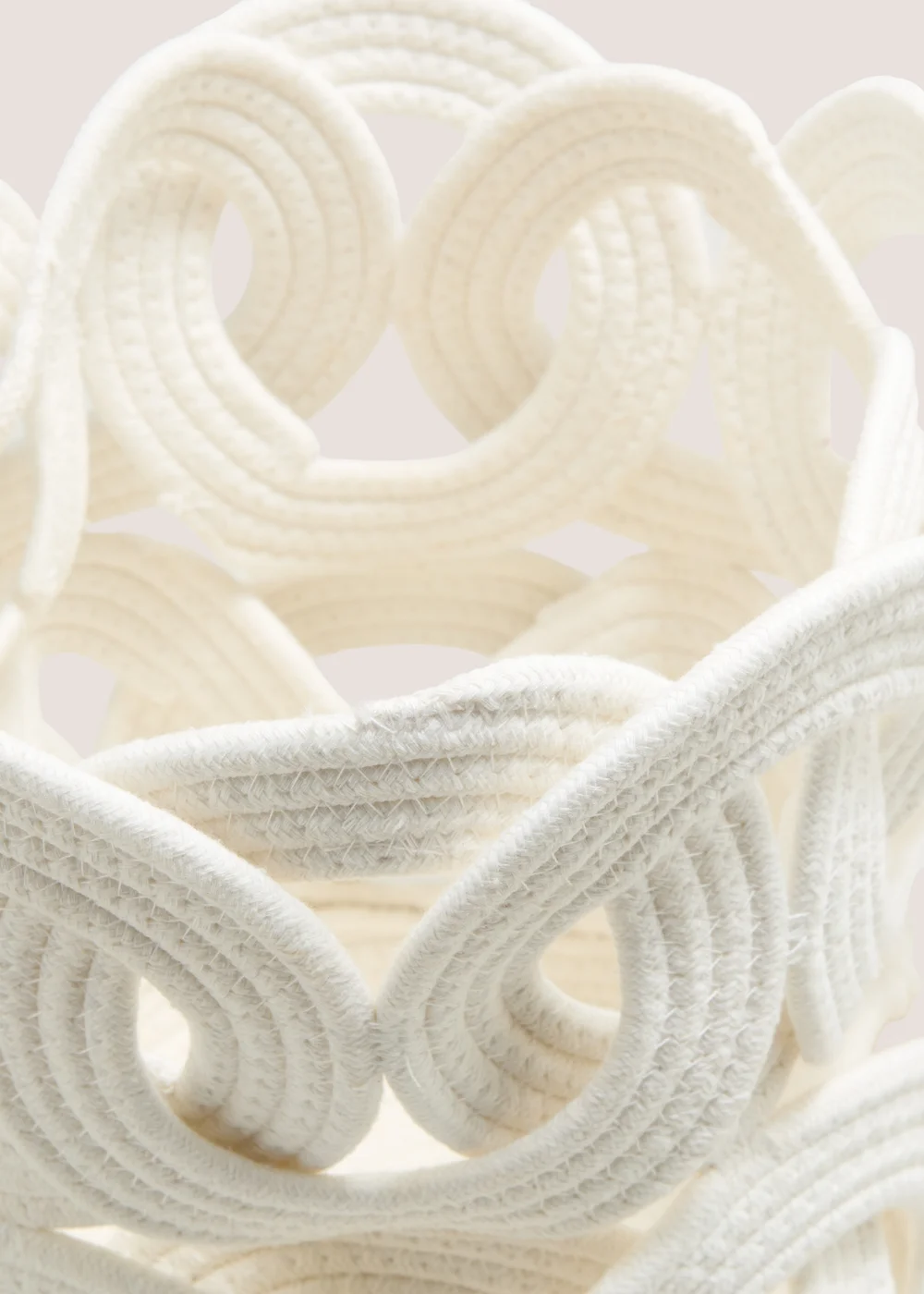 White Rope Design Basket Image 2