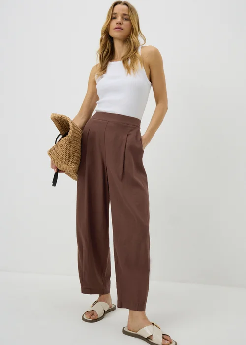 Chocolate Brown Linen High Waist Carrot Leg Trousers - Size 8 Image 1