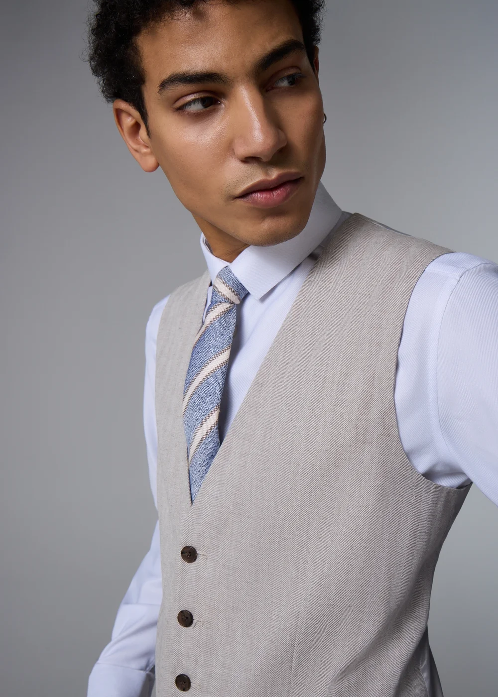 Taylor & Wright Langham Stone Linen Blend Herringbone Suit Waistcoat - Extra small Image 3