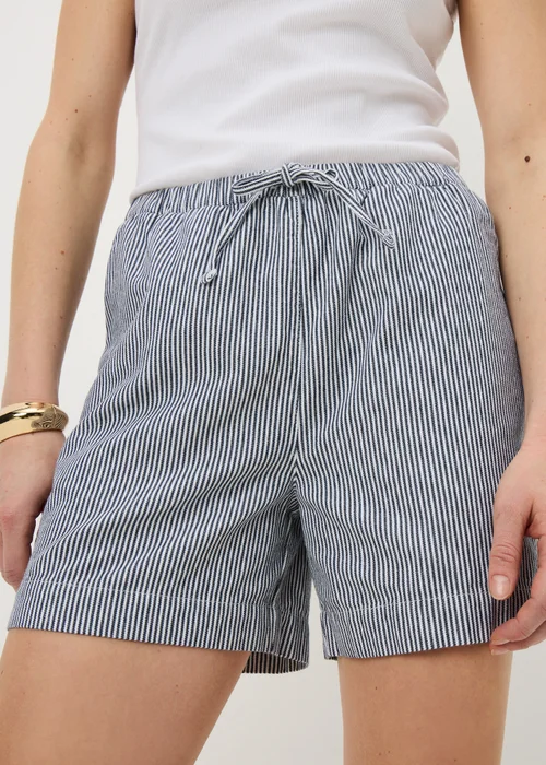 Navy Stripe Pull On Shorts - Size 8 Image 2