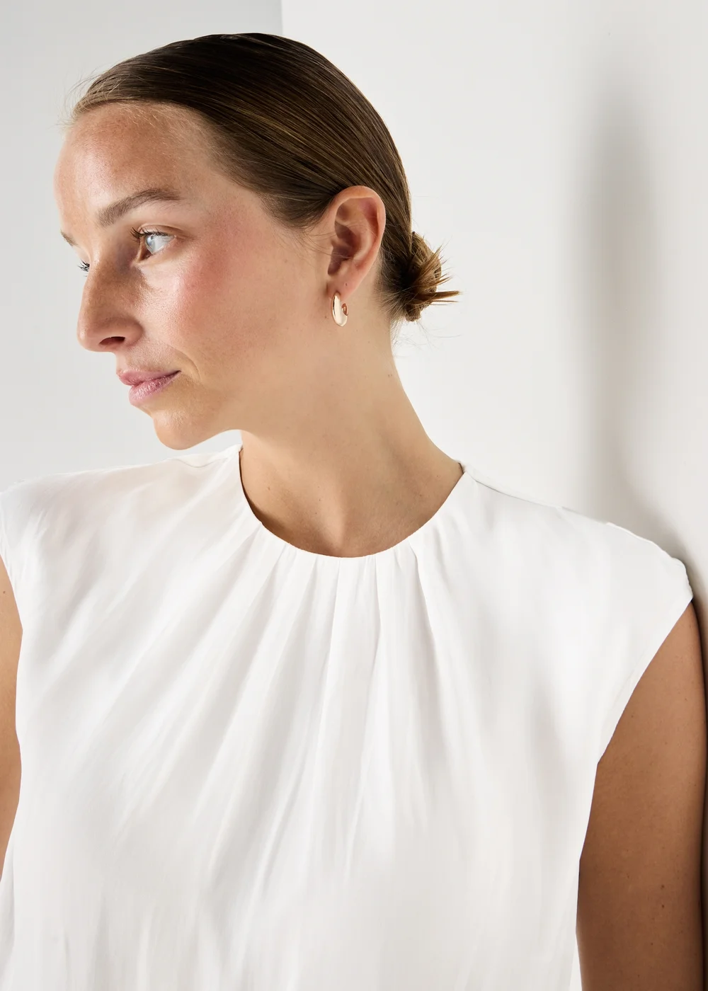 Et Vous Cream Satin Pleated Front Top - 22 Image 2