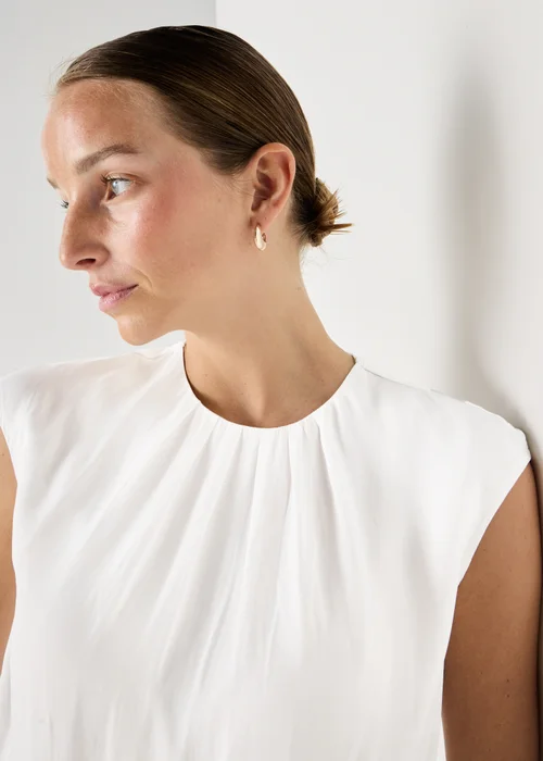 Et Vous Cream Satin Pleated Front Top - 22 Image 2