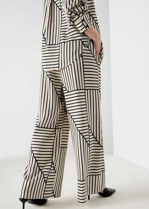 Et Vous Black Stripe Satin Wide Leg Co Ord Trousers - 16/L31 Image 2