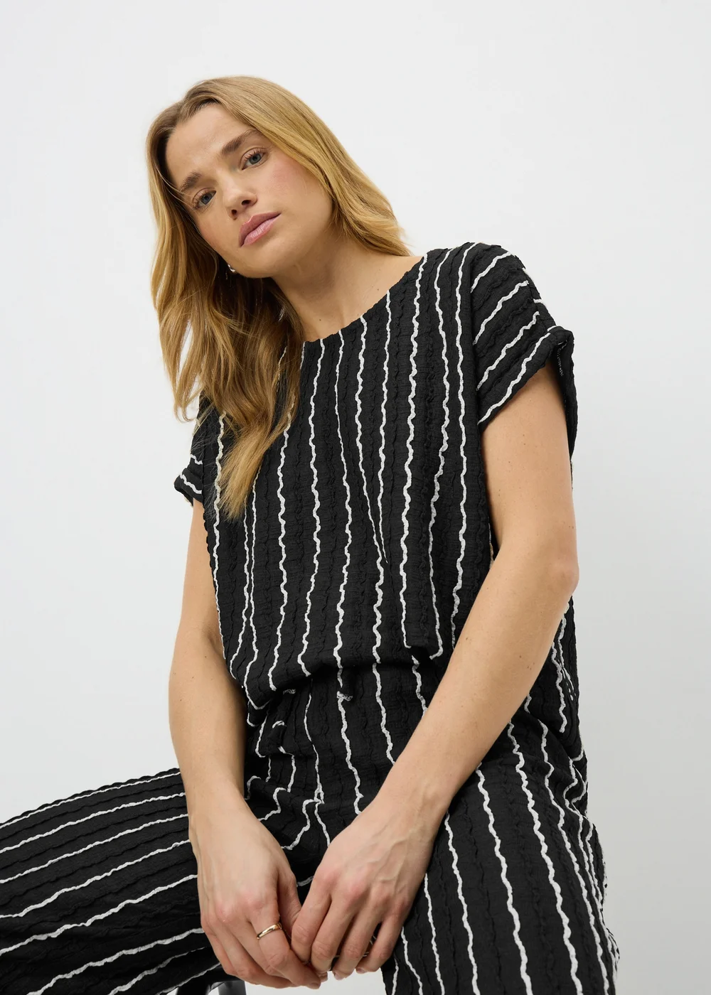 Black Stripe Co Ord Top - Size 8 Image 1