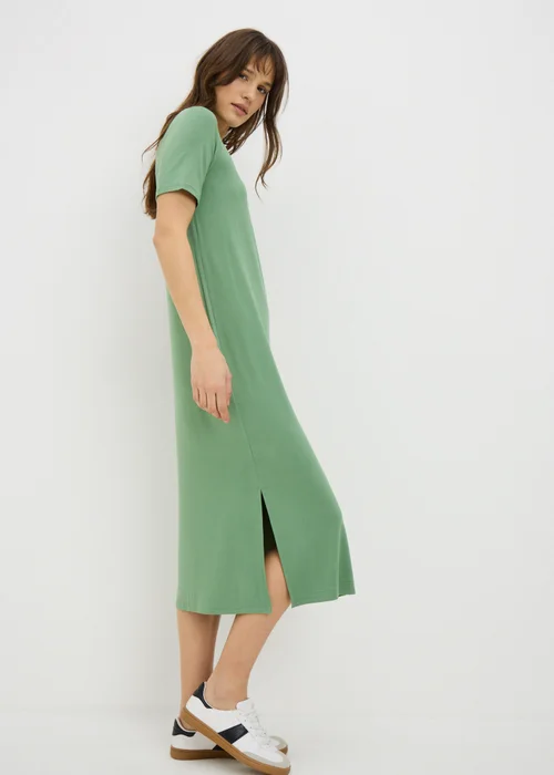 Green T-Shirt Midi Dress - 8 Image 1