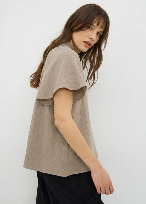 Pink Double Cloth Angel Sleeve Blouse - Size 8 Image 3