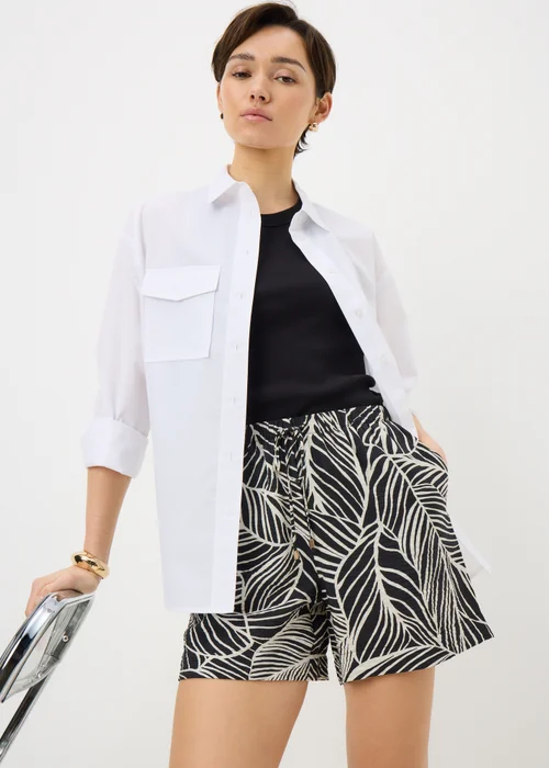 Black Leaf Airflow Shorts - Size 8 Image 1