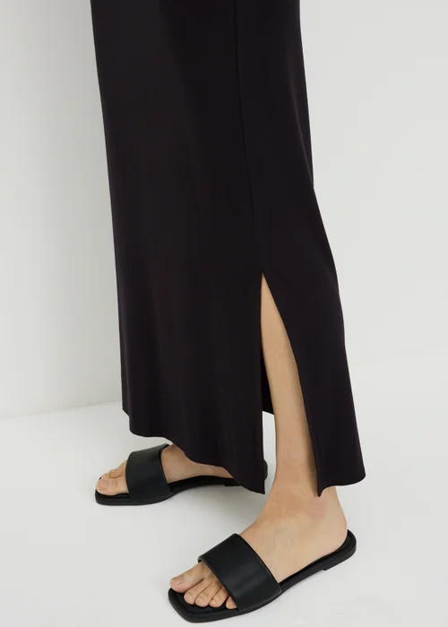 Black Jersey Maxi Skirt - Size 8 Image 2