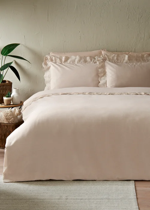 Natural Lace Frill Duvet Set - Double Image 1