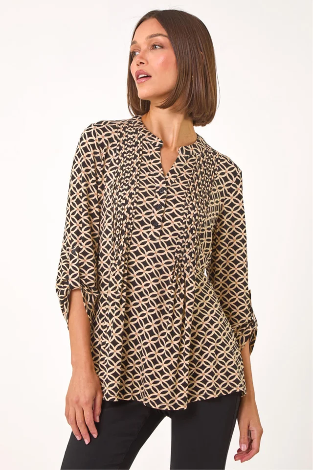 Roman Black Diamond Print Pintuck Pleat Shirt