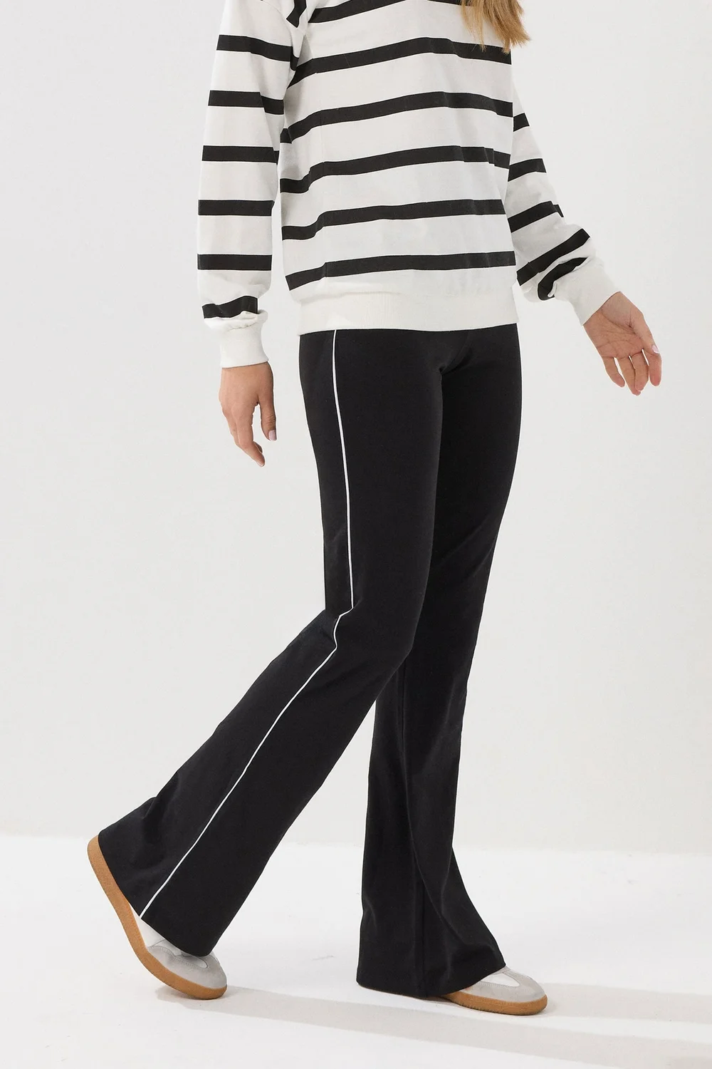 Long Tall Sally Black Striped Kick Flare Leggings - 16/L34 Image 2