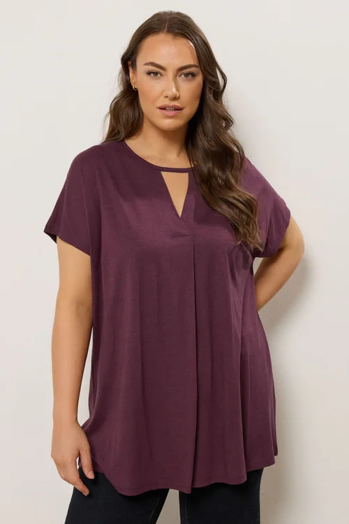 Evans Curve Berry Purple Keyhole Front Pleat Top - Size 30-32 Clothing Image 1