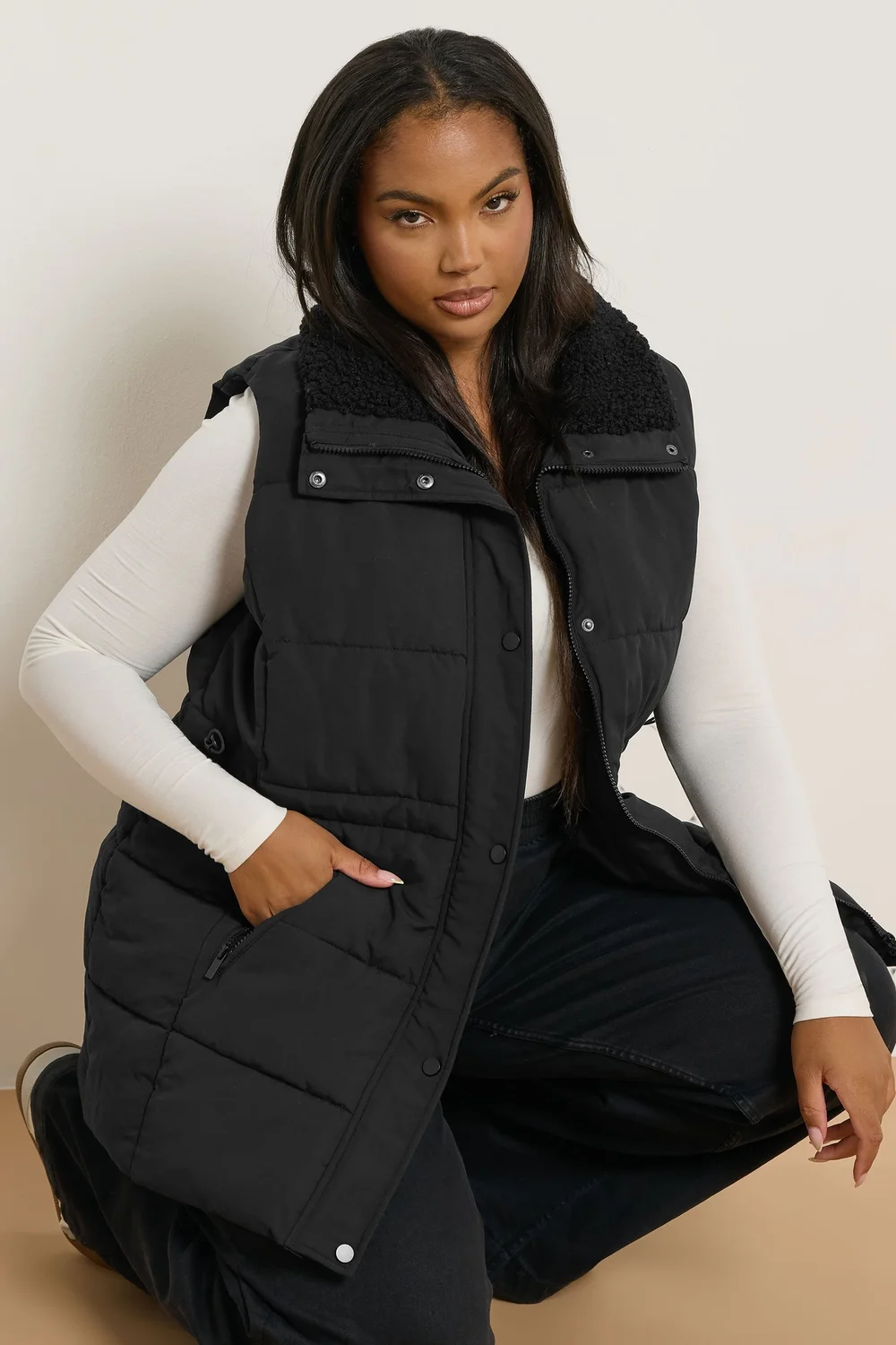 Yours Curve Black Padded Gilet - 22-24 Image 1