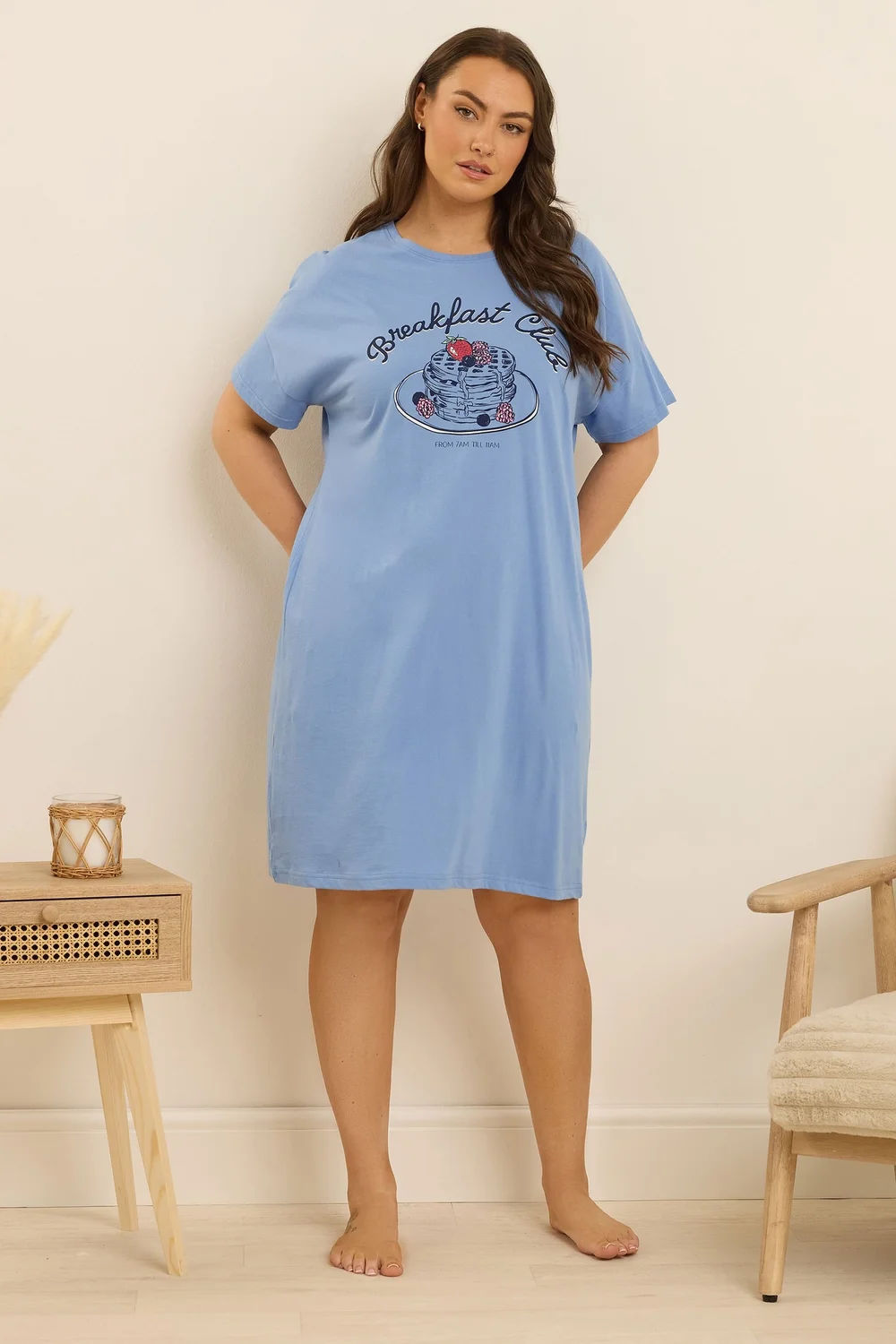 Yours Curve Blue 'Breakfast Club' Sleep Tee Nightdress - Size 26-28 Clothing Image 2