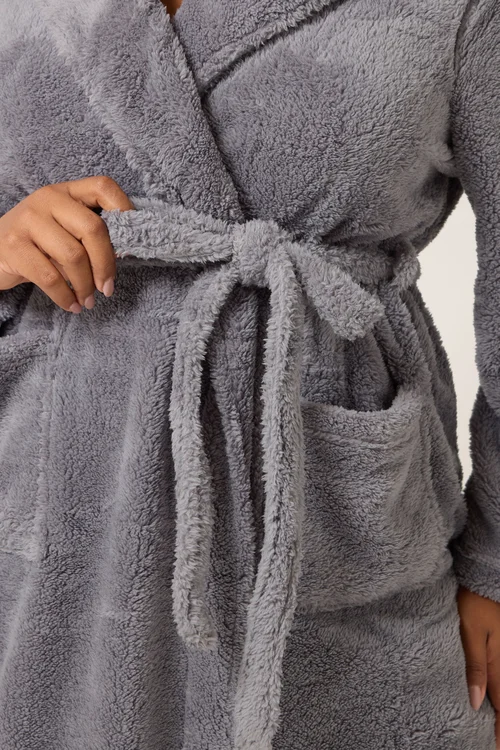 Yours Curve Grey Shawl Collar Dressing Gown - Size 34-36 clothing Image 4