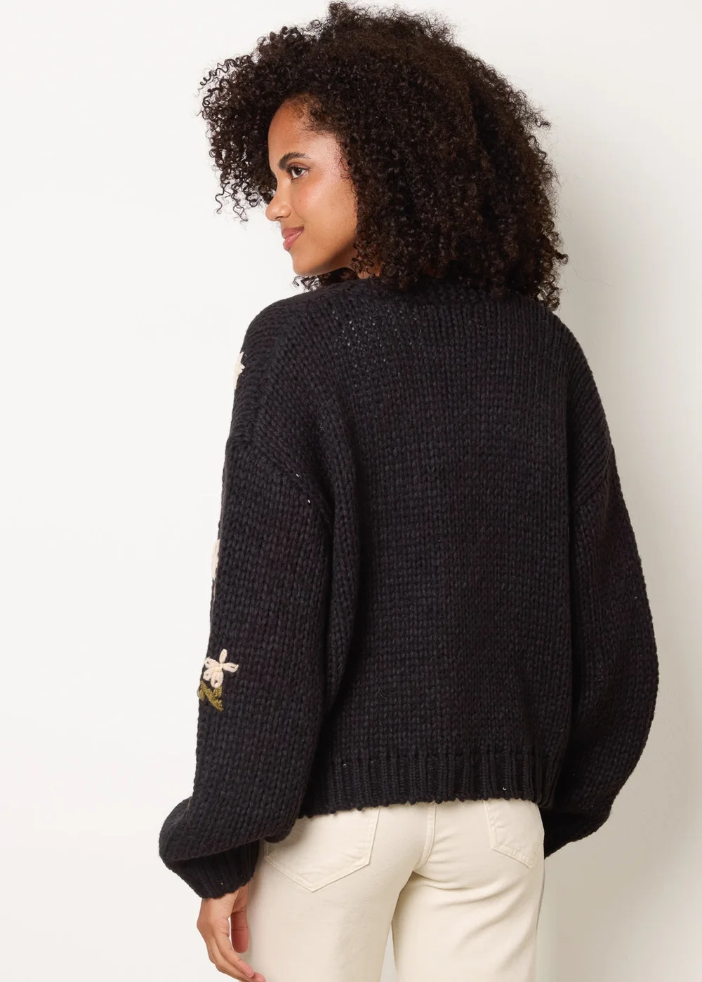 Blue Vanilla Black Flower Embroidery Detailed Cardigan - S/M Image 4