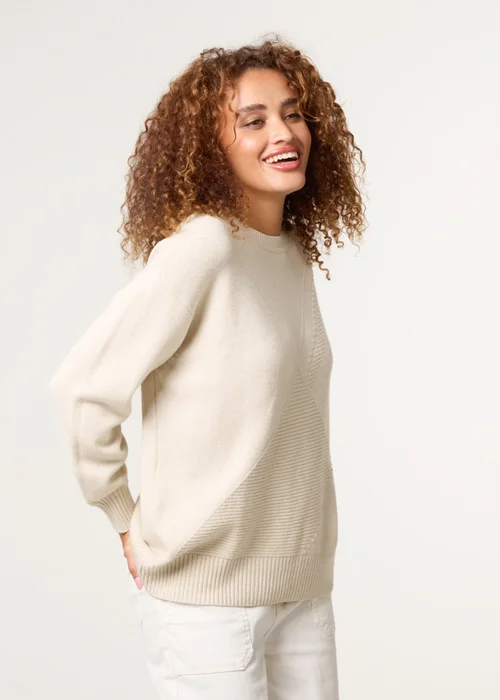 Blue Vanilla Beige Argyle Stitch Detail Jumper - Large/Extra Large Image 1