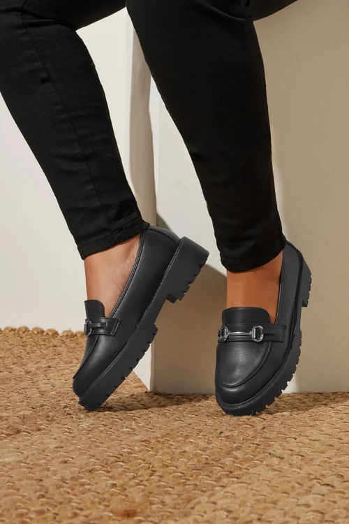 Yours Black Metal Trim Detail Loafers In Wide E & Extra Wide EEE Fit - 9 Extra Wide Image 1